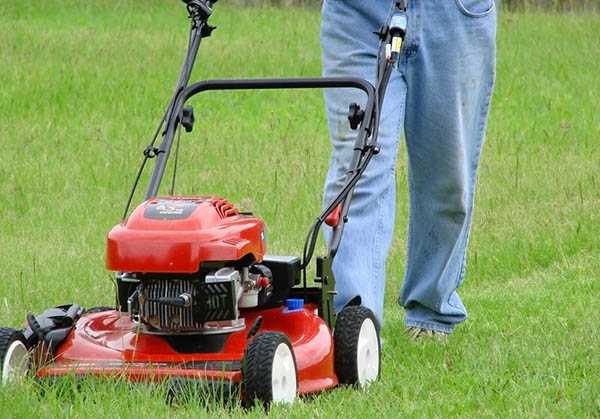 割草機(jī)工作原理