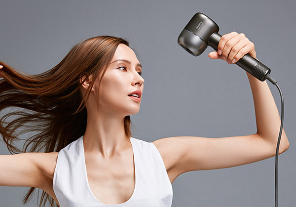 負(fù)離子高速吹風(fēng)機為什么那么貴